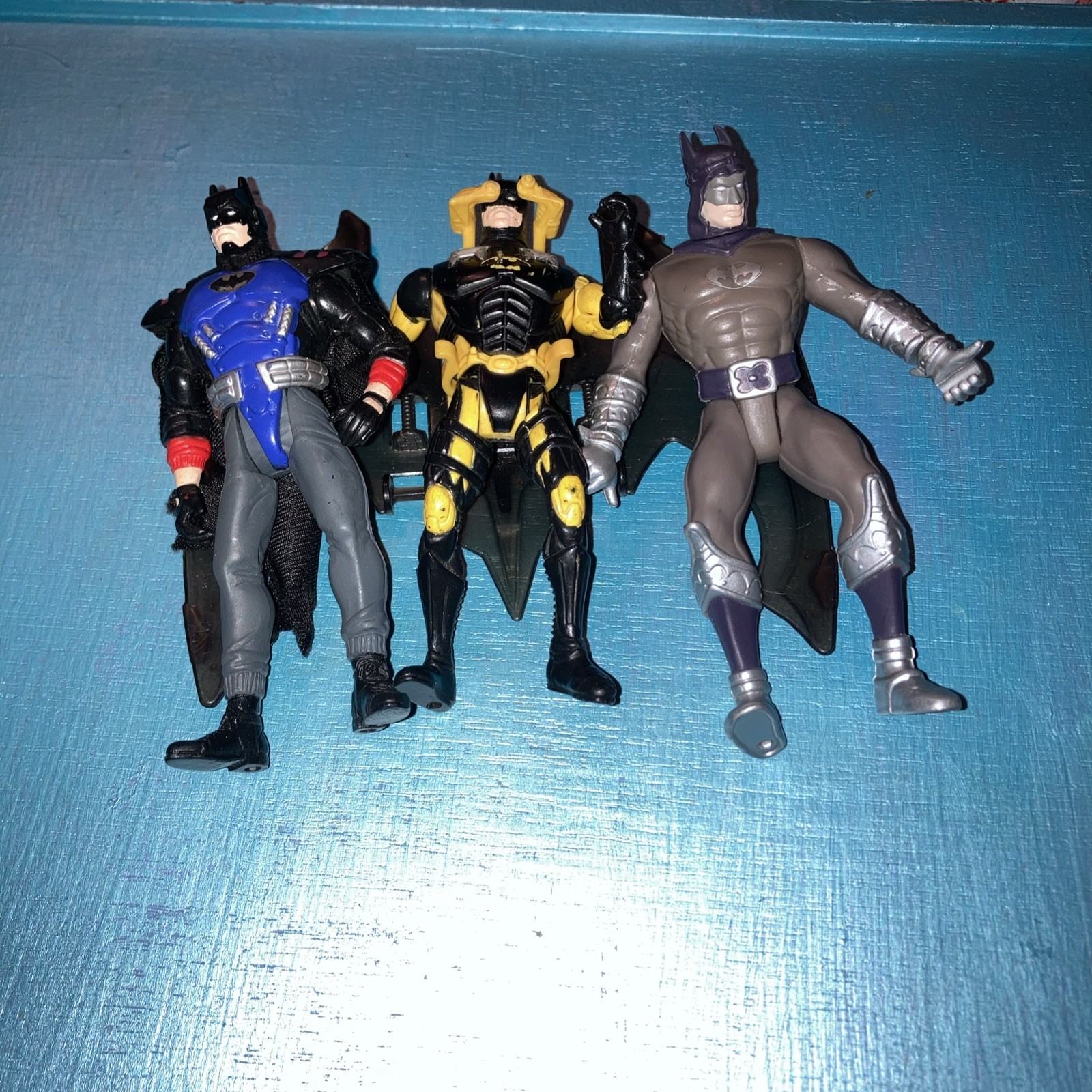 3 Batman 5” Figures Kenner 90’s Night Hunter Desert Knight Transform Bruce Wayne