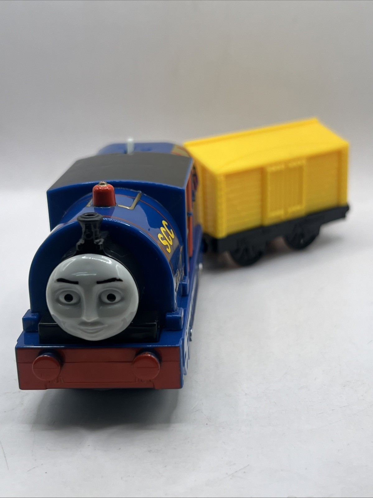 Thomas TrackMaster Motorized Train TIMOTHY & CARGO CAR 2013 Tested EUC