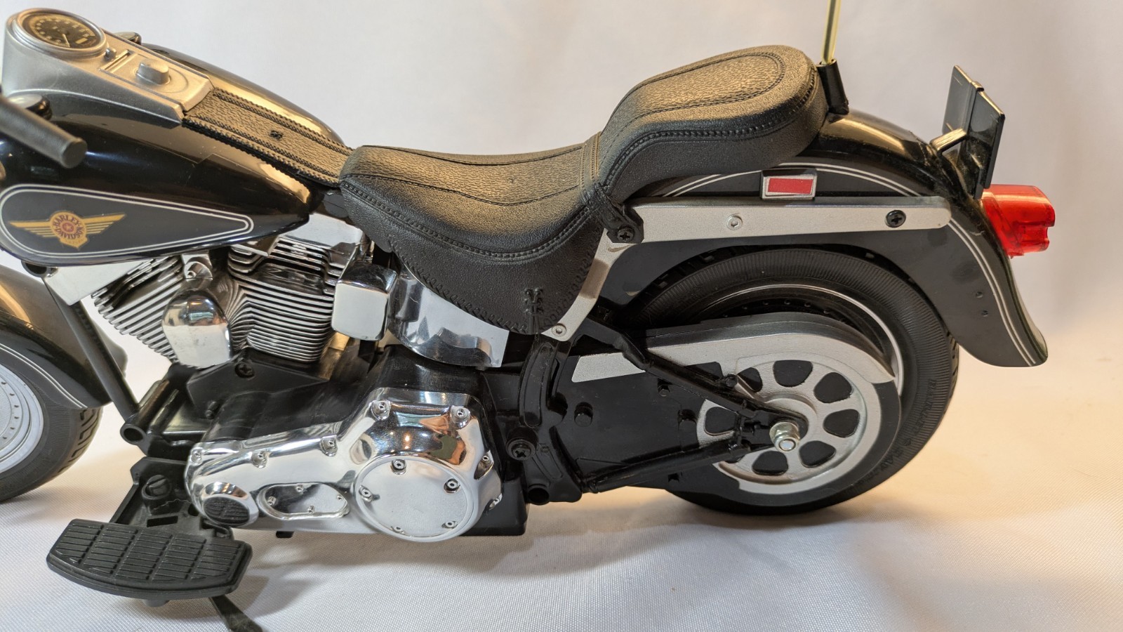 New Bright Harley Davidson Remote Control Motorcycle With Battery & Controller