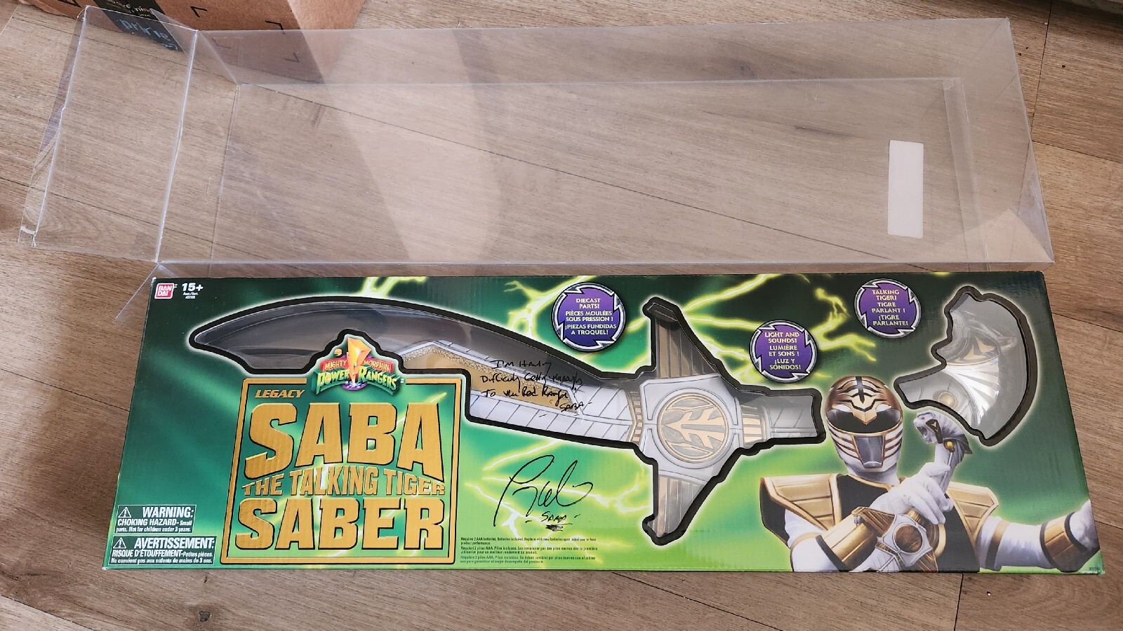 SIGNED Legacy Saba Talking Tiger Saber White Ranger MMPR Power Rangers + Case