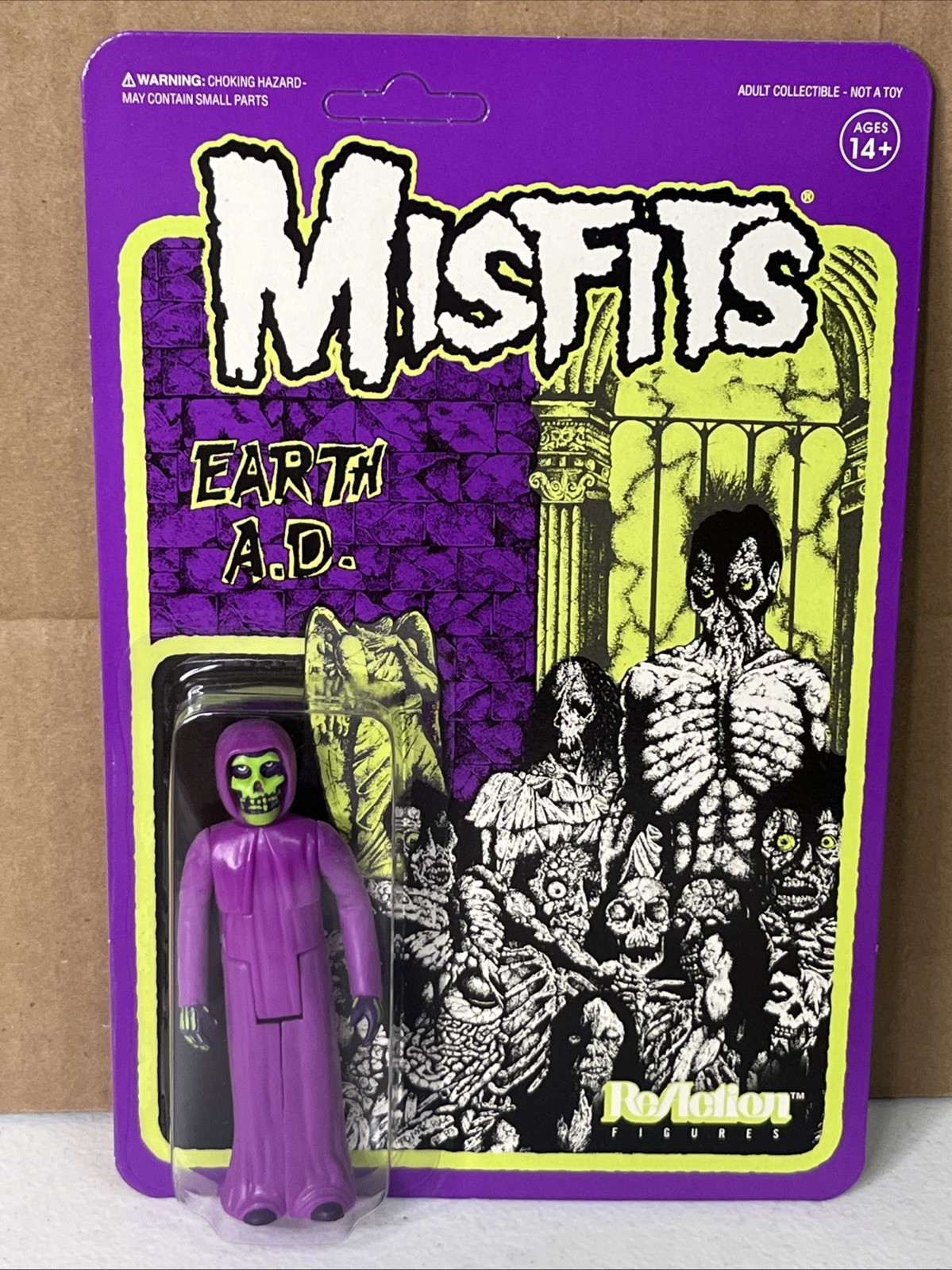 Super 7 Misfits Earth A.D. GHOSTHAIR variant on purple/pink card! pristine copy