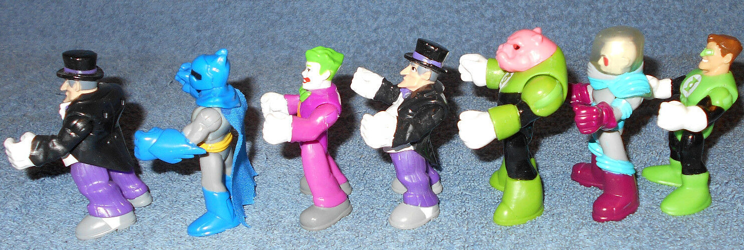 DC COMICS – 3&Prime; MINI BATMAN & OTHER ACTION FIGURES CAKE TOPPERS – LOT OF 7 – NICE