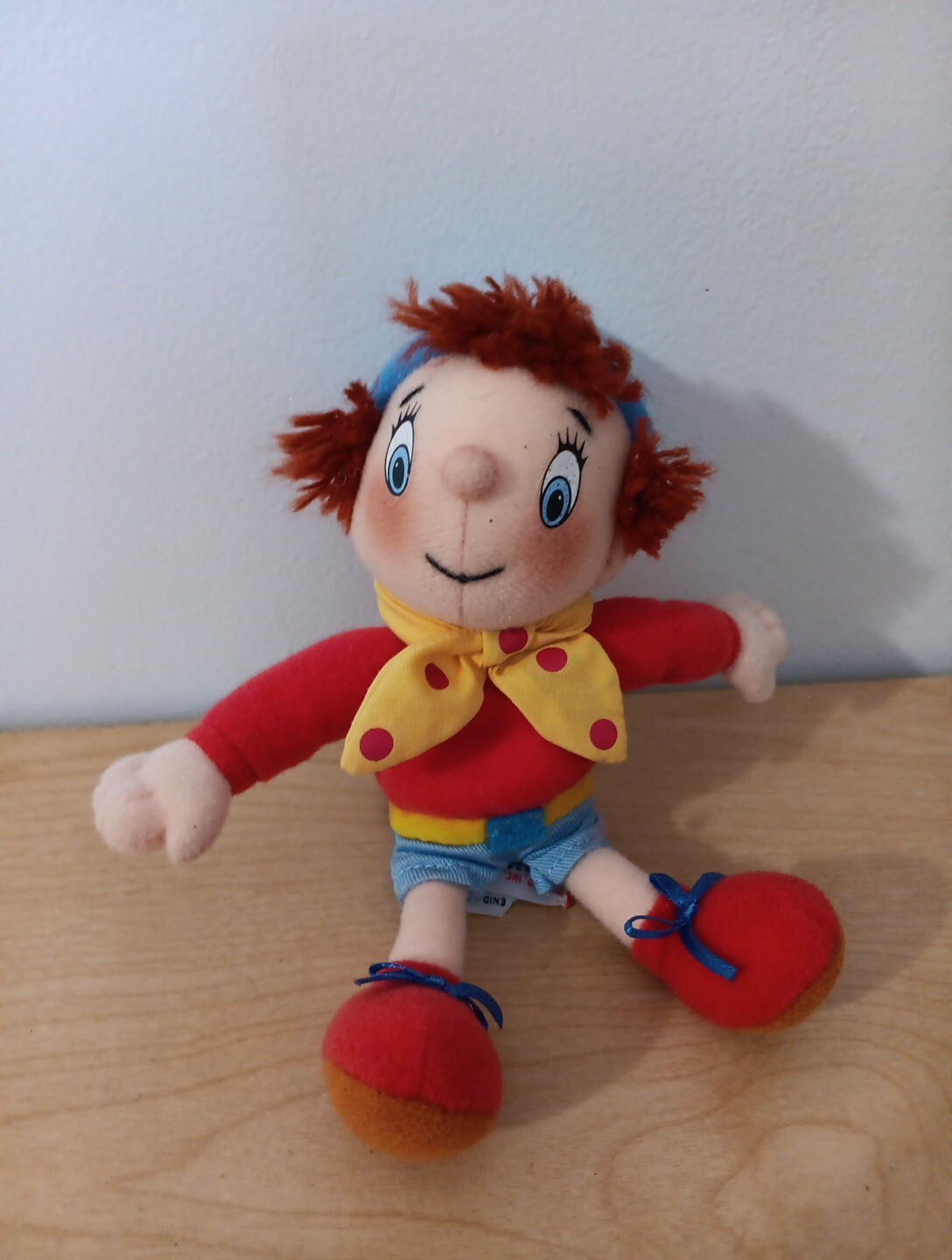 Gund Noddy in Toyland NODDY 7&Prime; Plush Beanie Rattle Toy