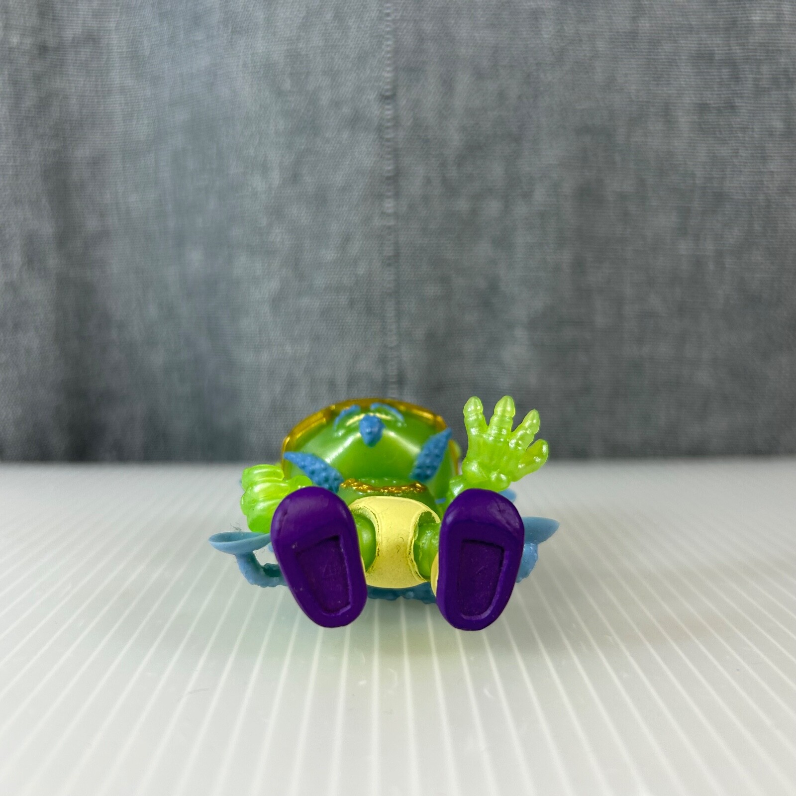 Treasure X Green Alien 2&Prime; Inch Action Figure Moose Enterprise
