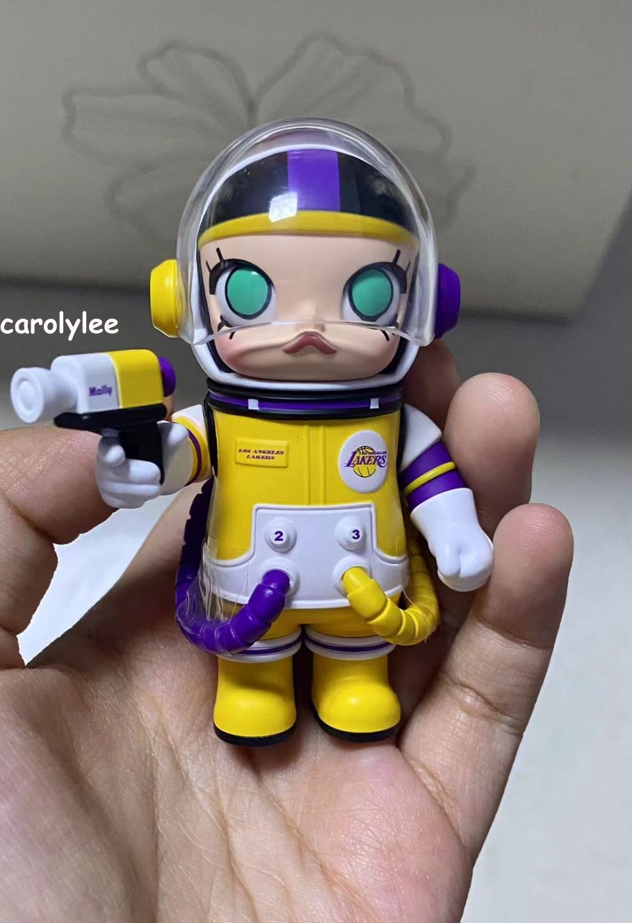 Authentic PopMart Mega Space Molly 100% NBA Lakers Special Edition Rare
