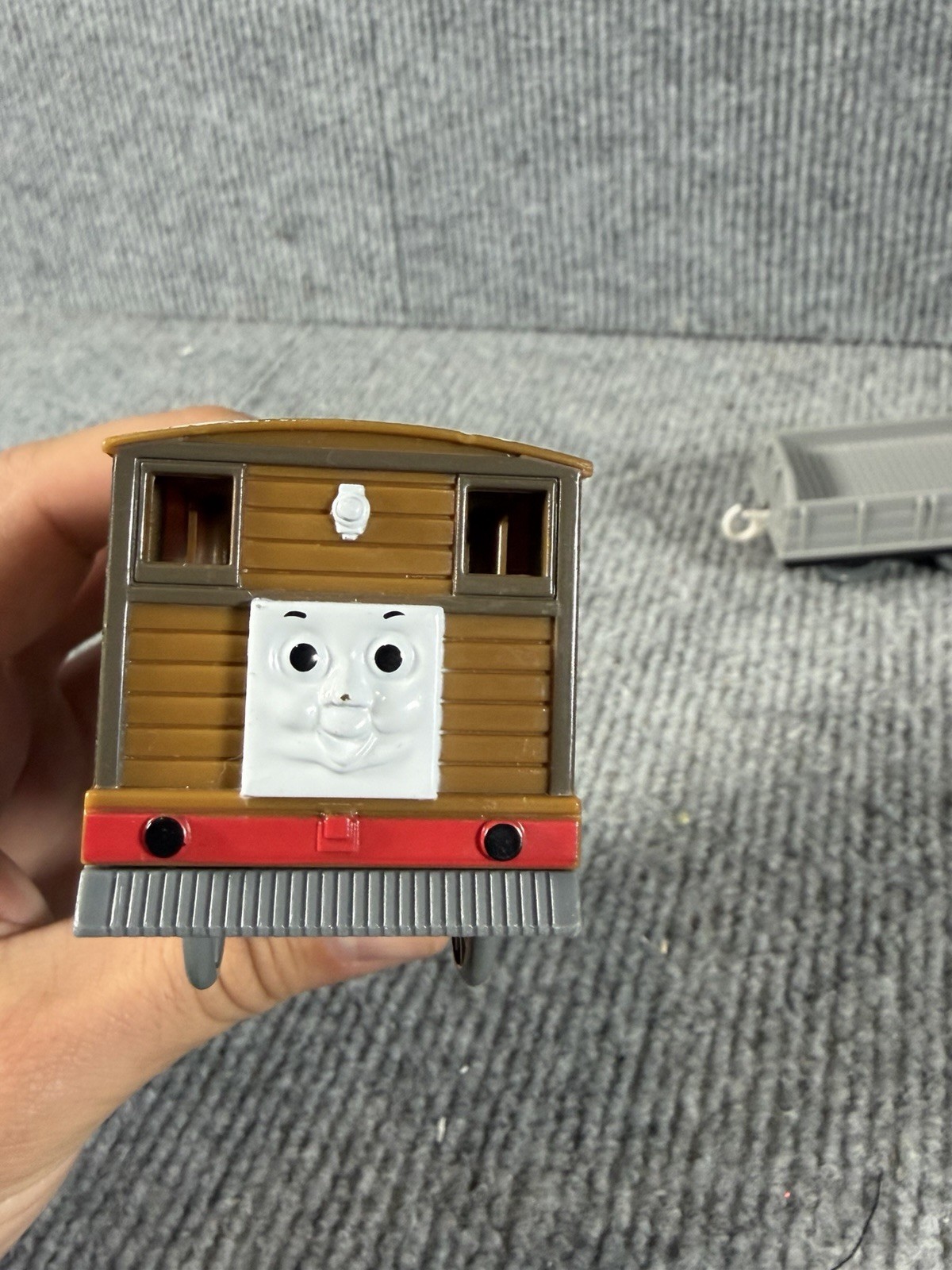 Thomas & Friends Trackmaster TOBY Battery Powered Motorized Engine HIT Toys 2006