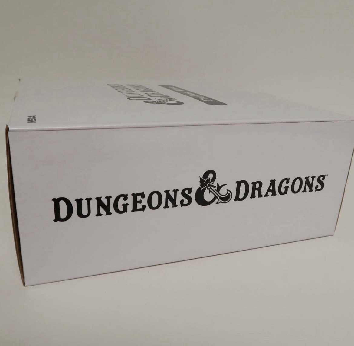 NECA Dungeons Dragons Lost Wave SDCC 2022 4-Pack Pulvereye, Kelek, Valkeer Nib