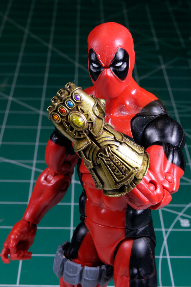 Custom Resin Cast Gauntlet 1:12 scale Infinity stones Thanos Endgame