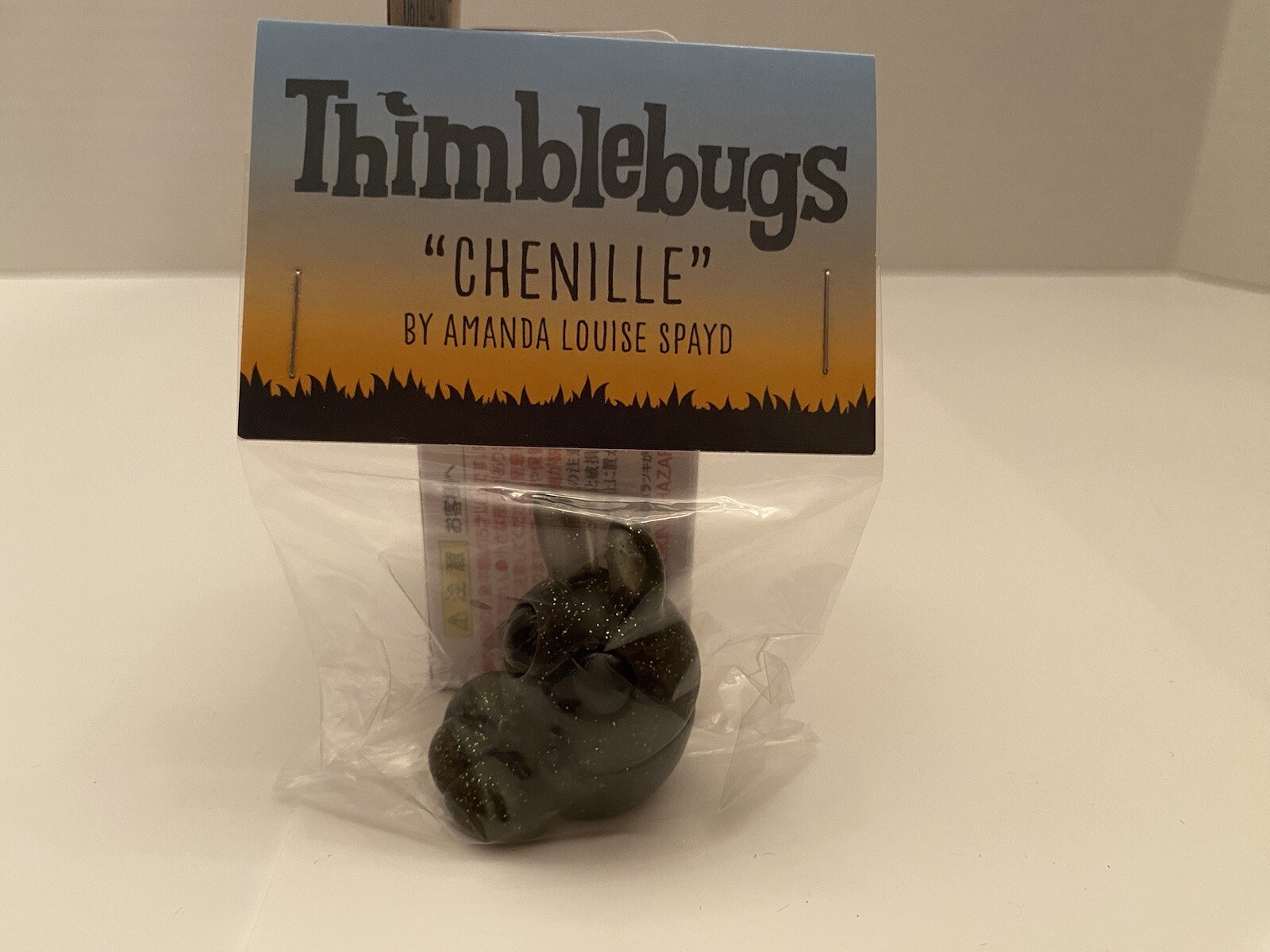 Ryniak & Spayd Bindlewood Thimblestump Hollow Resin Black Clover Chenille