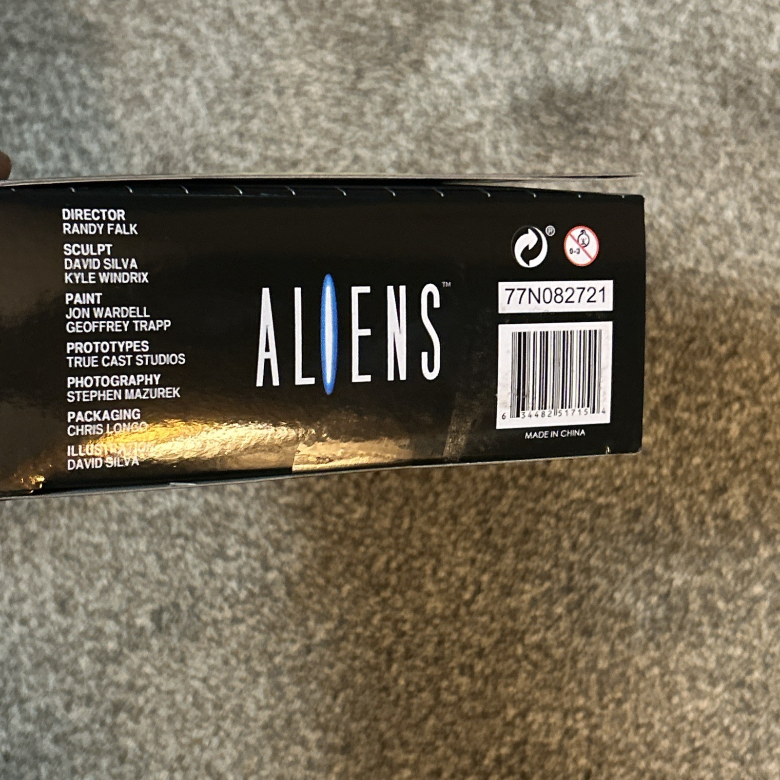 2020 NECA ALIENS Panther Alien w/Magnetic Attack Parasite Action Figure NEW MINT