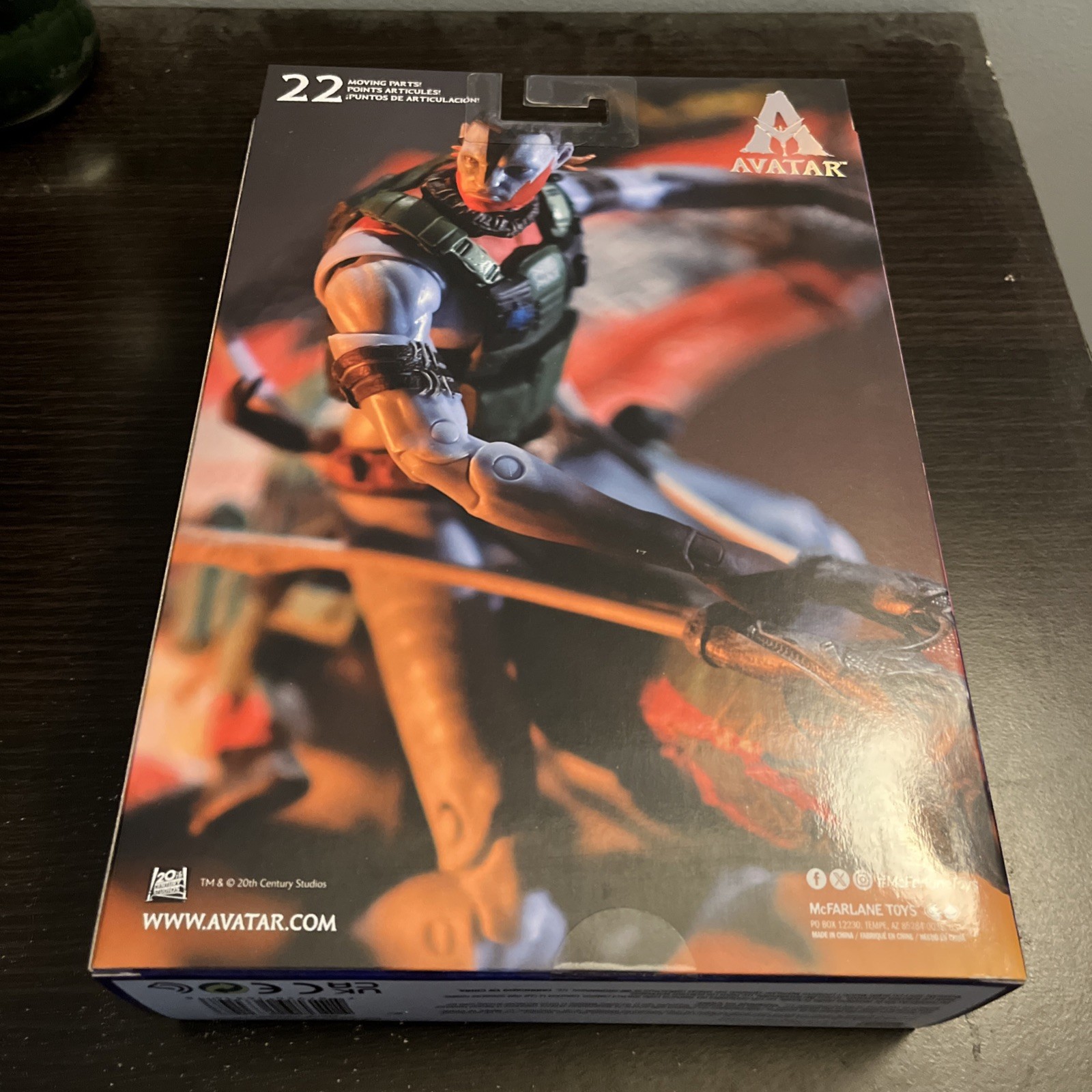 McFarlane Avatar Quaritch Ash Warrior Platinum Edition Figure
