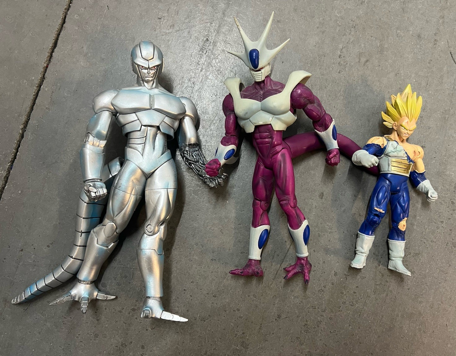 dragon ball z figures Lot Of 3