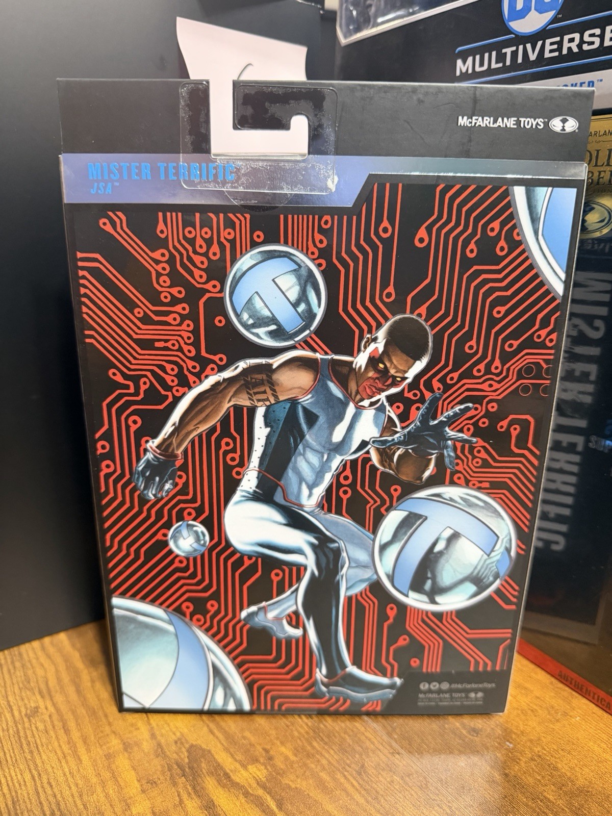 McFarlane DC Multiverse JSA Mister Terrific Action Figure Sealed
