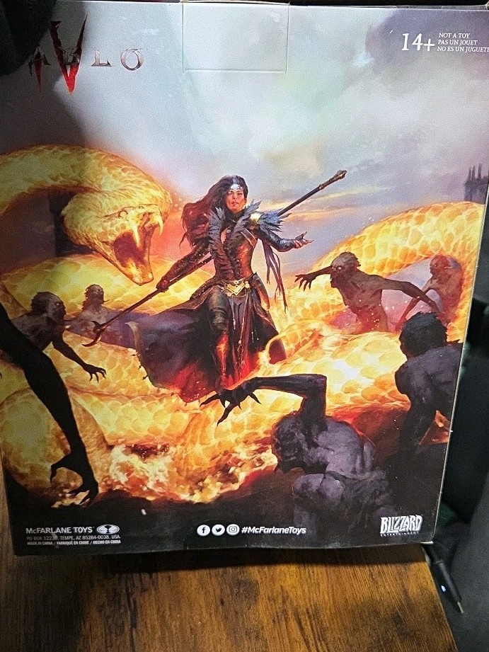 Hydra Lightning Sorceress: Common (Diablo IV) 1:12 Posed Figure – B1