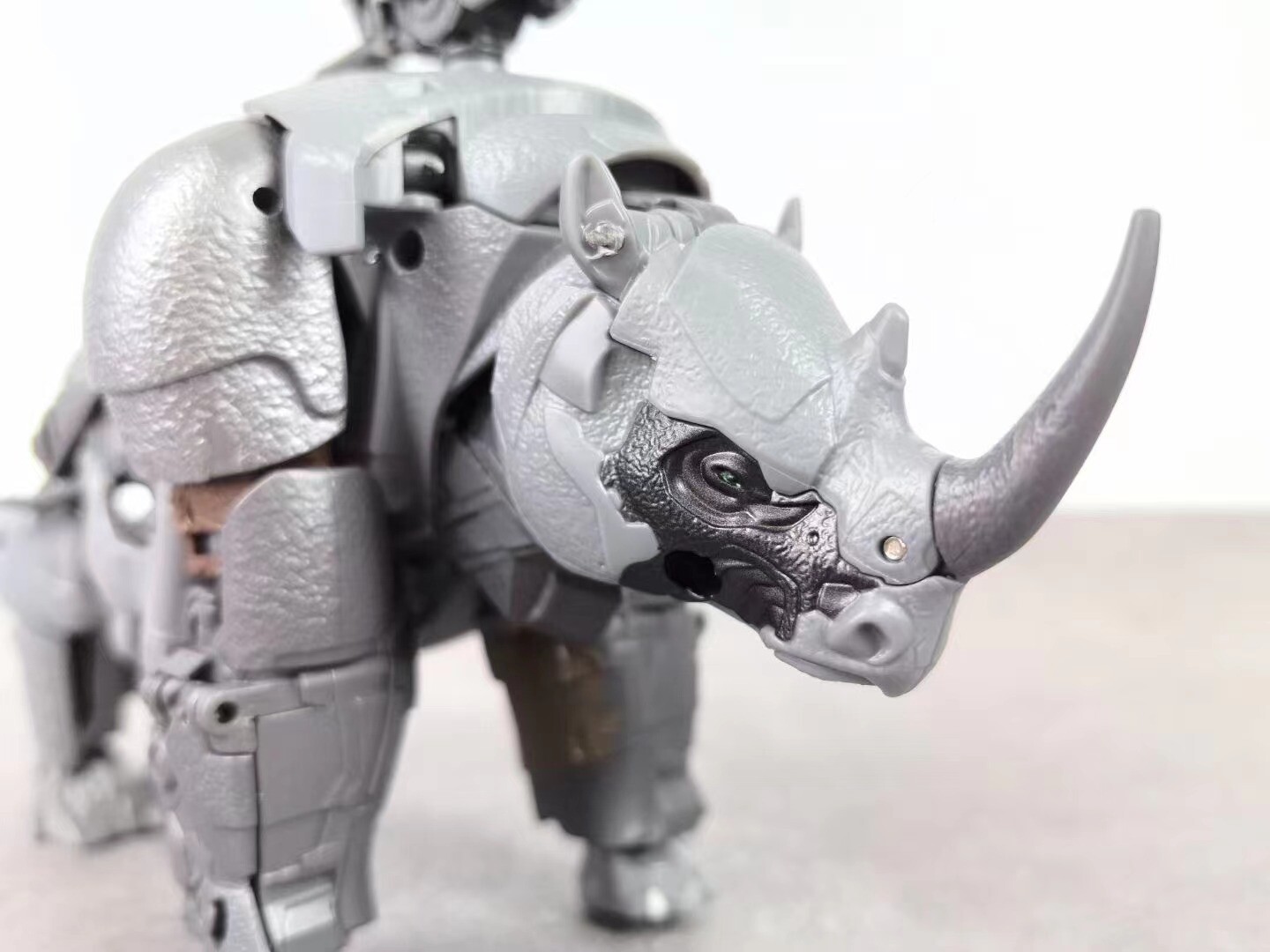 New Deformabl Robot Rhinox Maxima MX-6602 Voyager Action Figure Toys No Box 7&Prime;