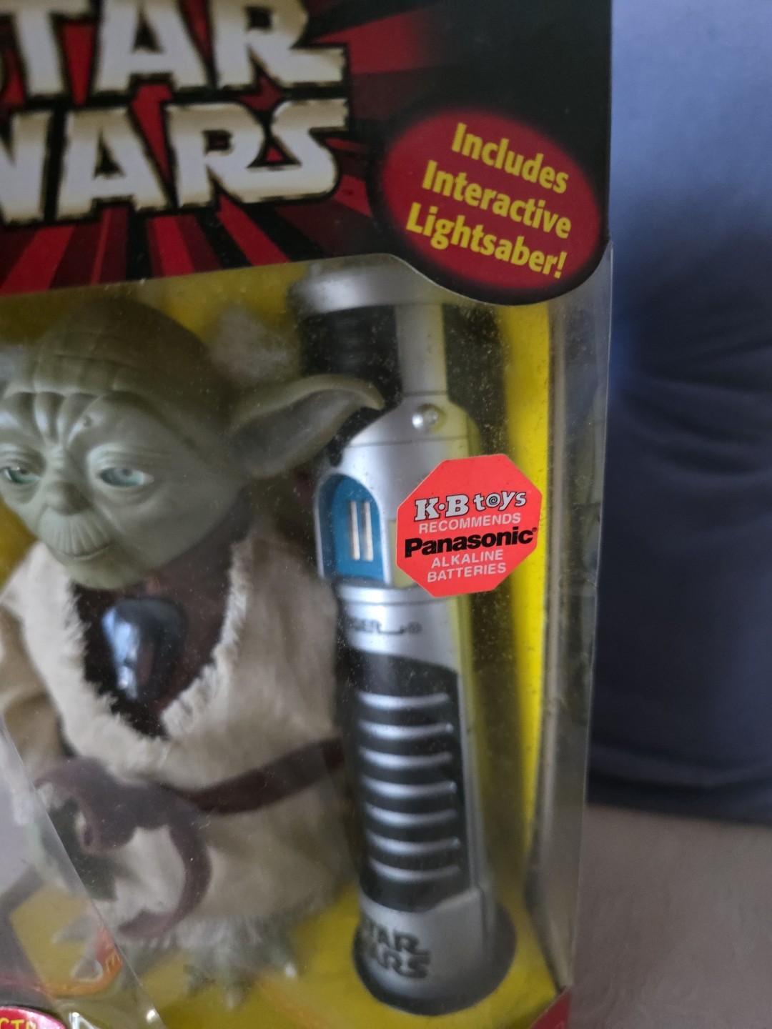 Star Wars Interactive Yoda & Lightsaber Action Figure Tiger Electronics KB Toys