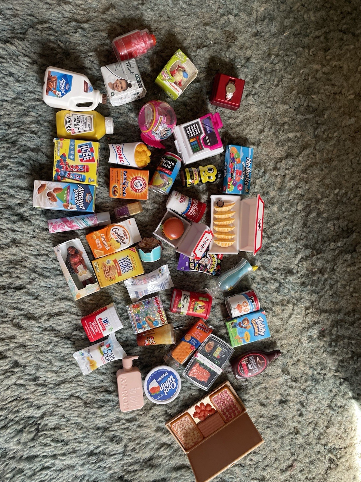 30+ MINI BRAND MIXED ITEMS! MINI VERSE, FOODIE BRAND, MINI BRAND TOYS