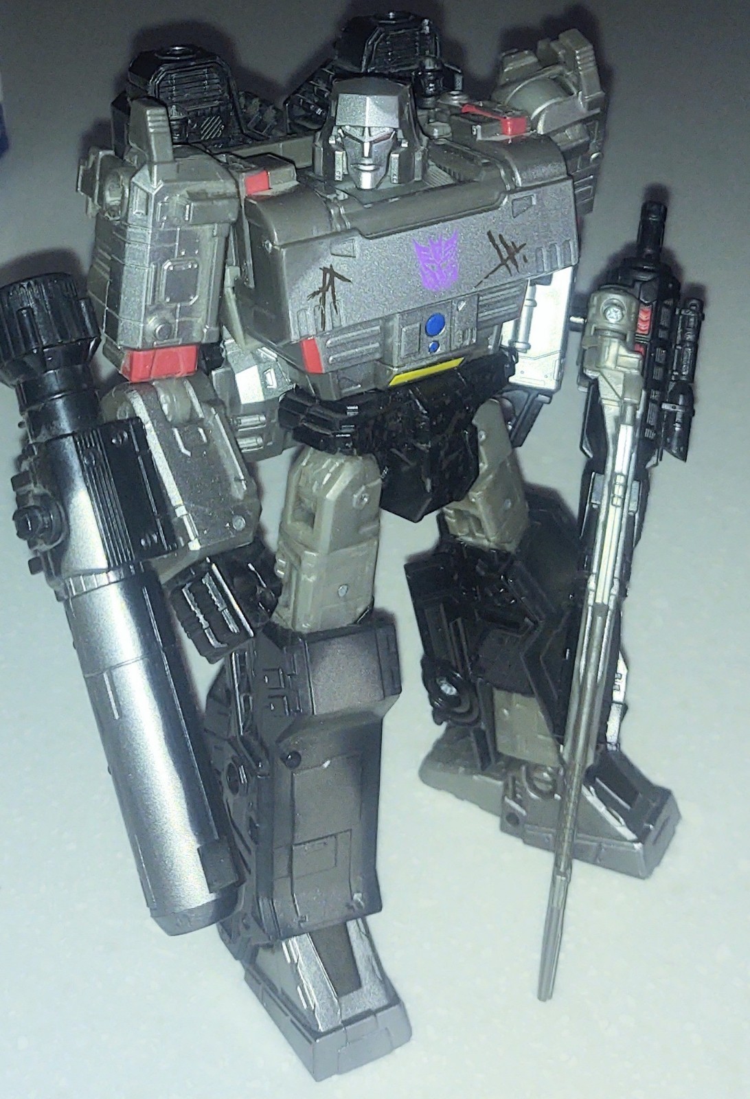 Transformers Netflix War For Cybertron MEGATRON Figure WFC generations