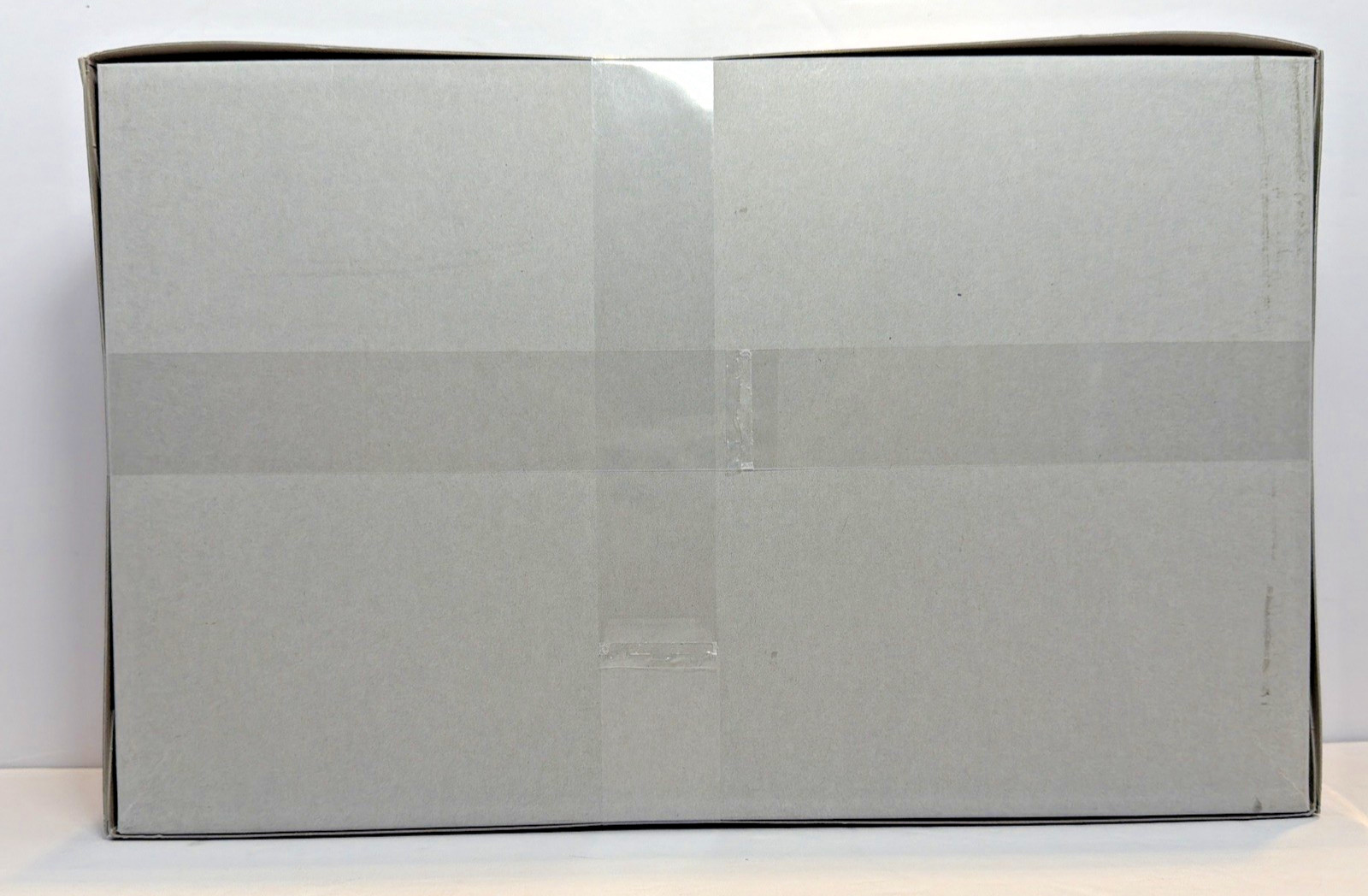 Bandai Spirits 1/12 scale plastic model kit of The Mandalorian in Beskar Armor