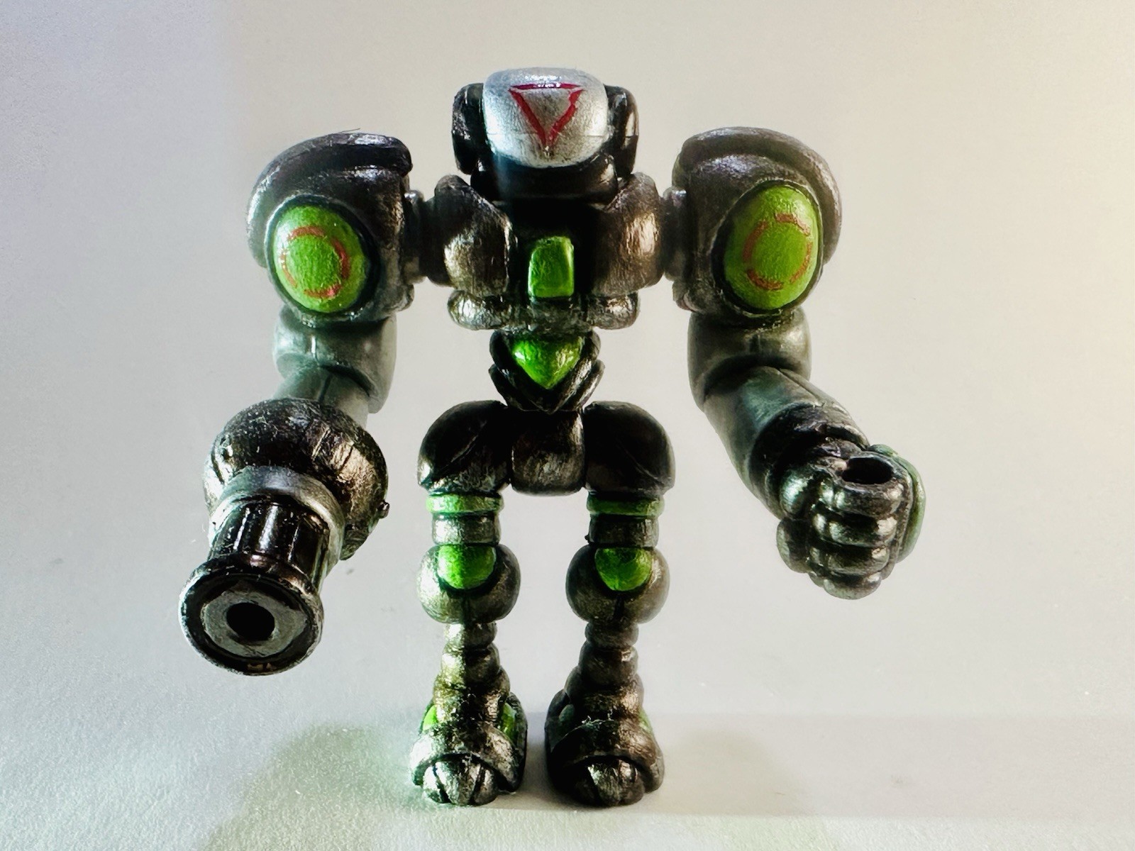 Buildman custom  Glyos figure Onell Design