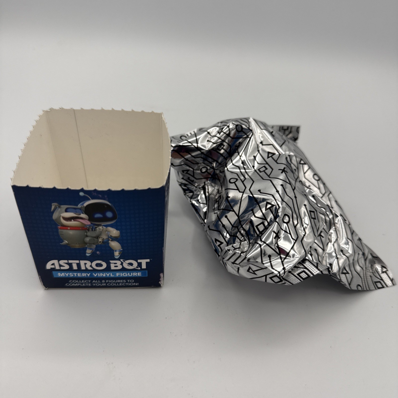 Astro Bot 3&Prime; Mystery Mini Figure Collectible Vinyl Blind Box Toy