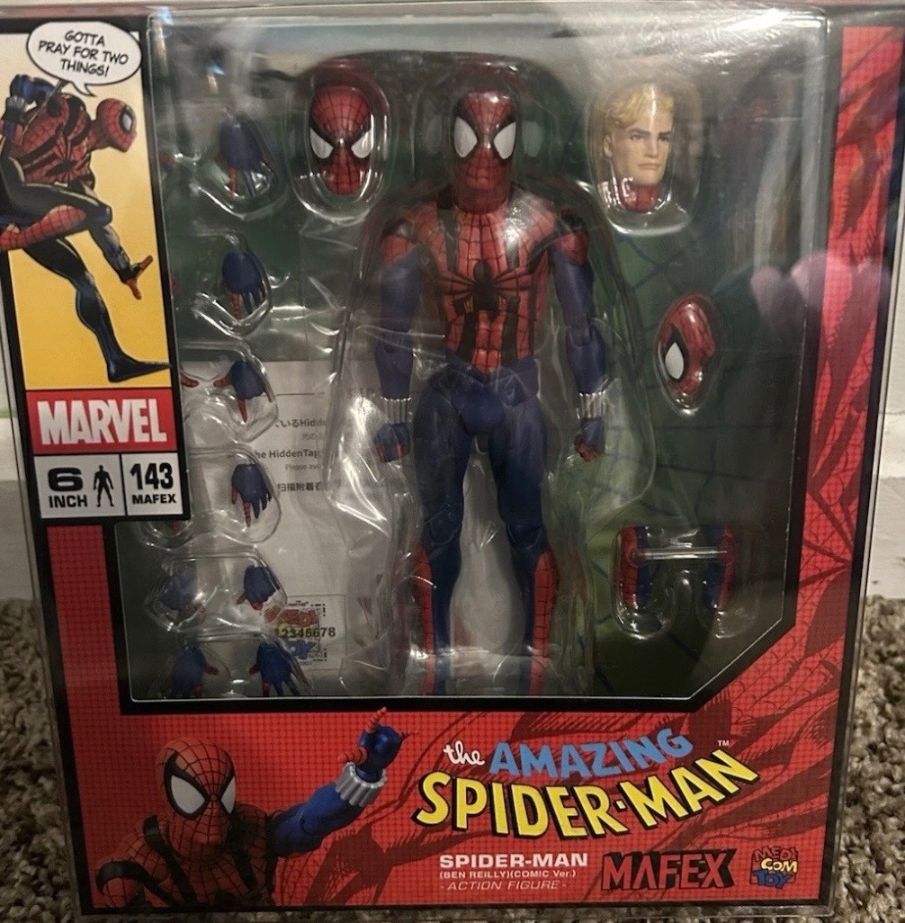 MEDICOM MAFEX 143 Ben Reilly Spider-Man Comic Ver Marvel Poseable Action Figure