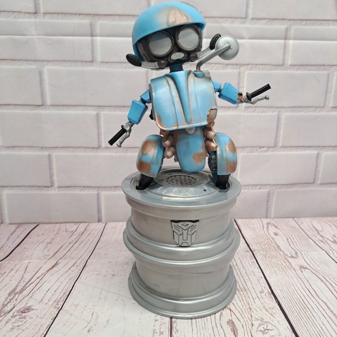 Dancing Autobot Sqweeks TLK The Last Knight 2017 Transformers Hasbro Working