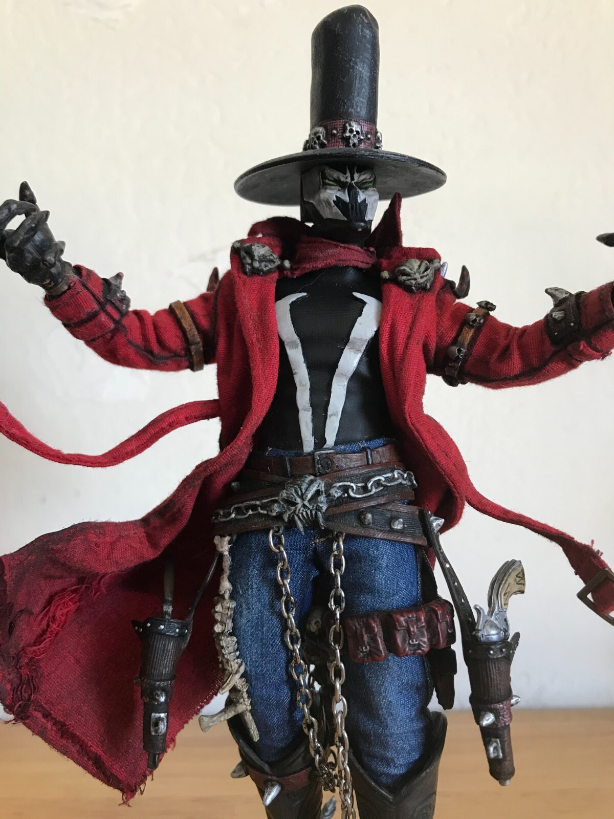Custom Mezco 1/12 Gunslinger Spawn, i119 Mcfarlane, Rumble Society