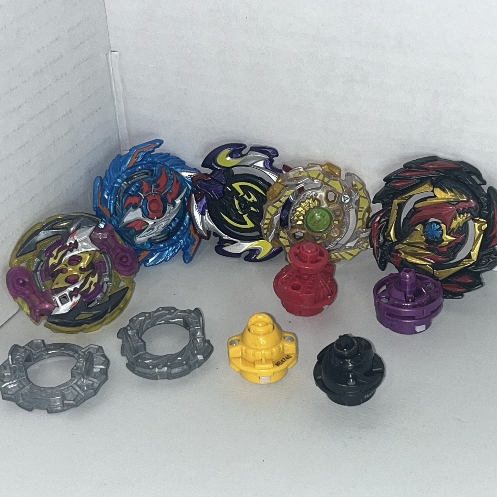 Takara Tomy Beyblade Burst Lot 11 Top And Ring Metal Used Good Condition