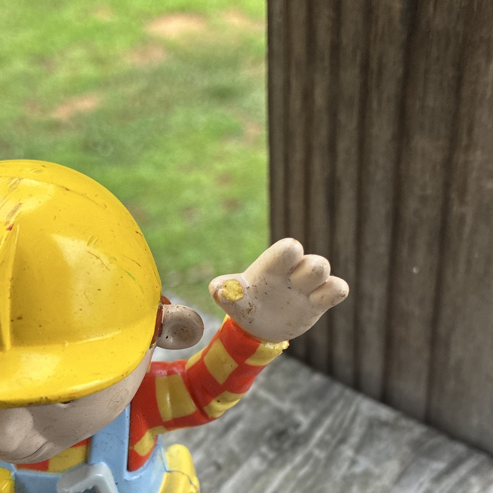 Hasbro Bob the Builder Action Figure Plastic Yellow Blue Red Brown Vintage 2001