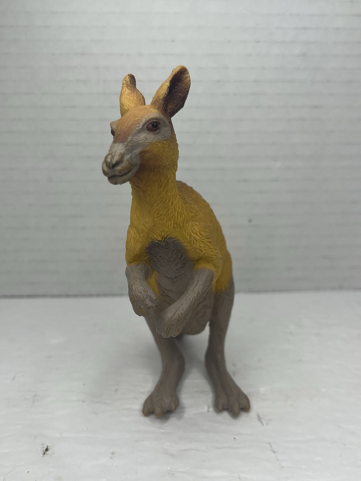 Vintage Plastic Animal Toy Lot Figurine Kangaroo Dingo Koala Australia