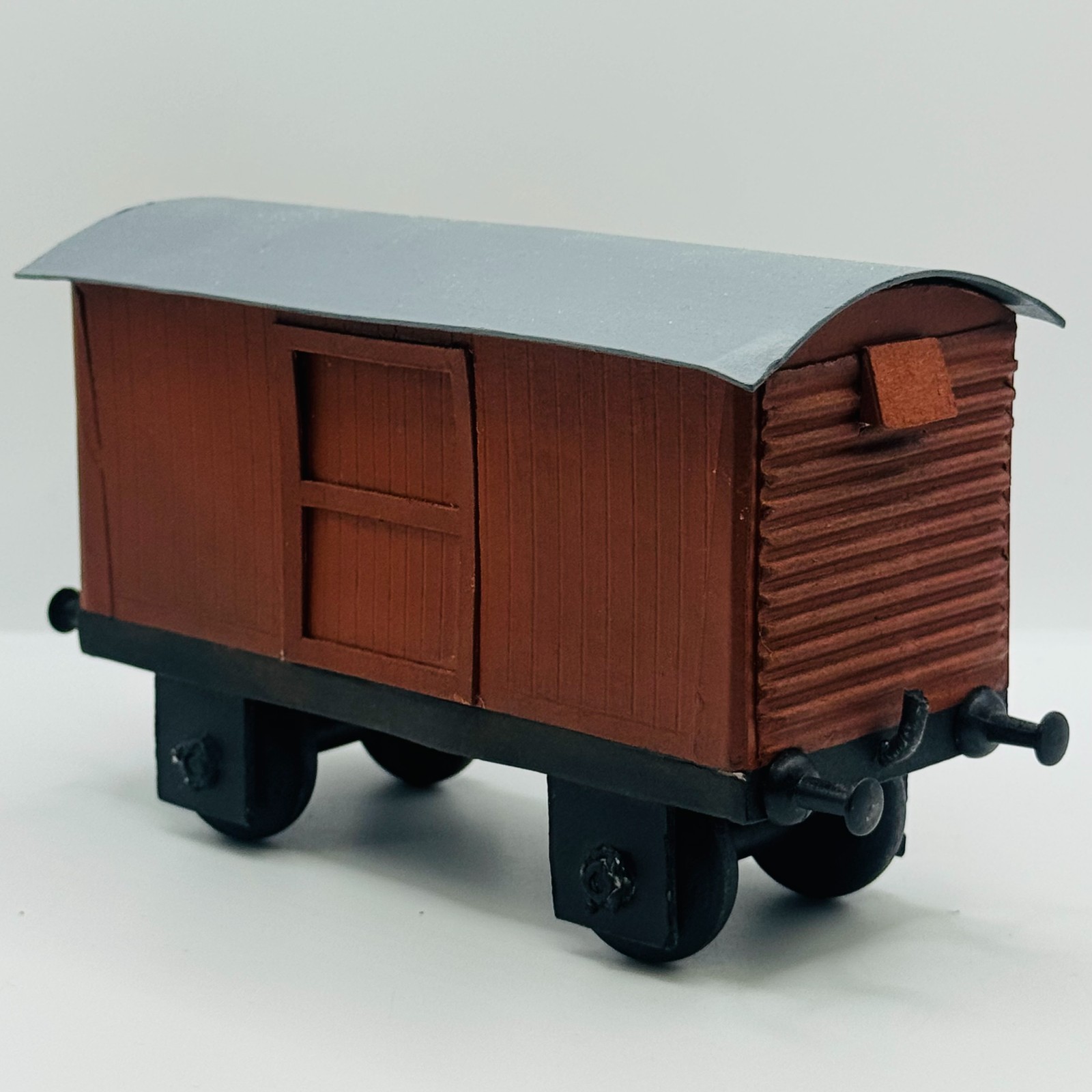 Thomas & Friends – CUSTOM BOX CAR 6&Prime; (CARDBOARD/PAPER) CRAFT