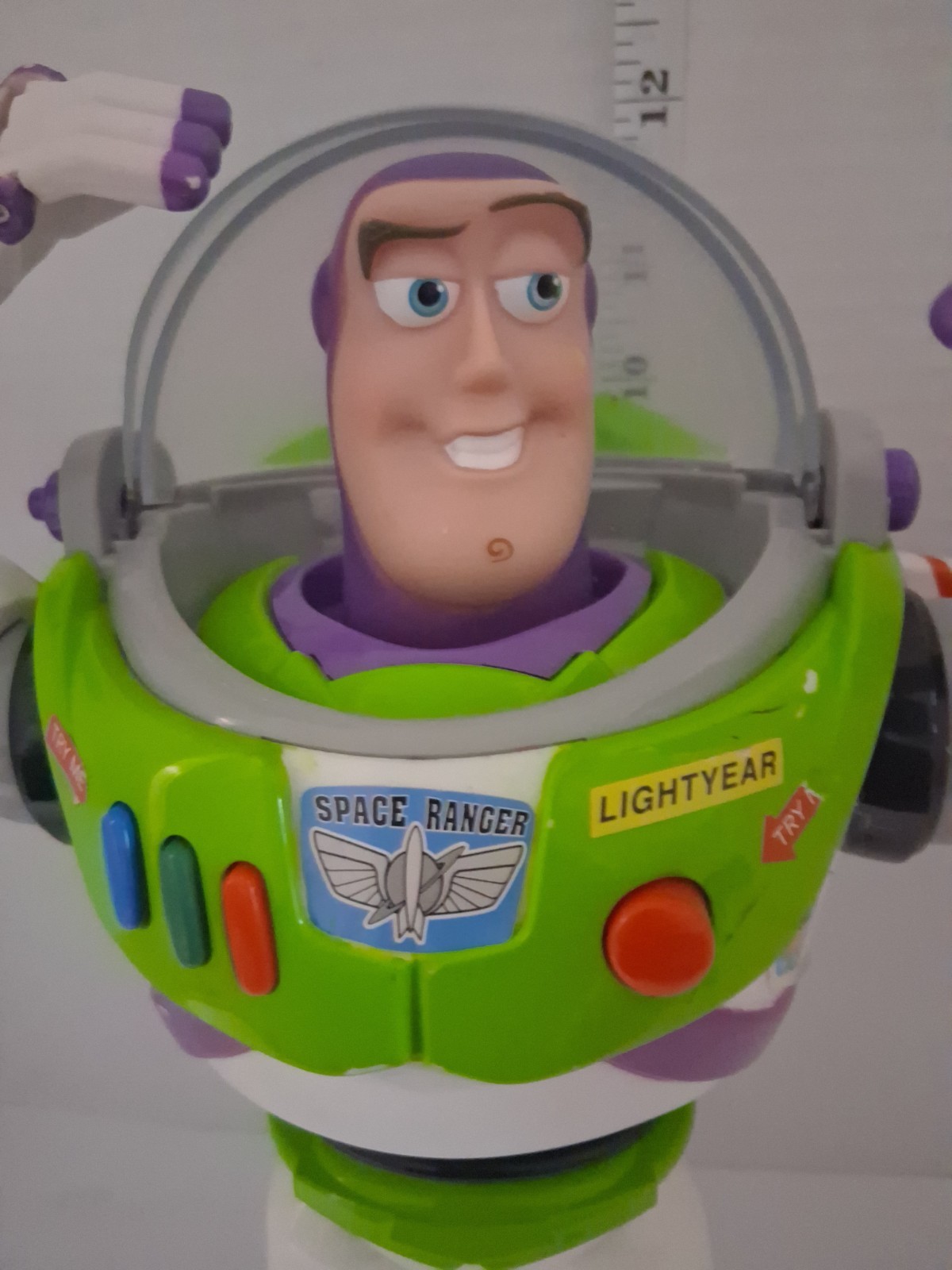 Disney Pixar Buzz Lightyear Everything Works Lights Lazer Etc.