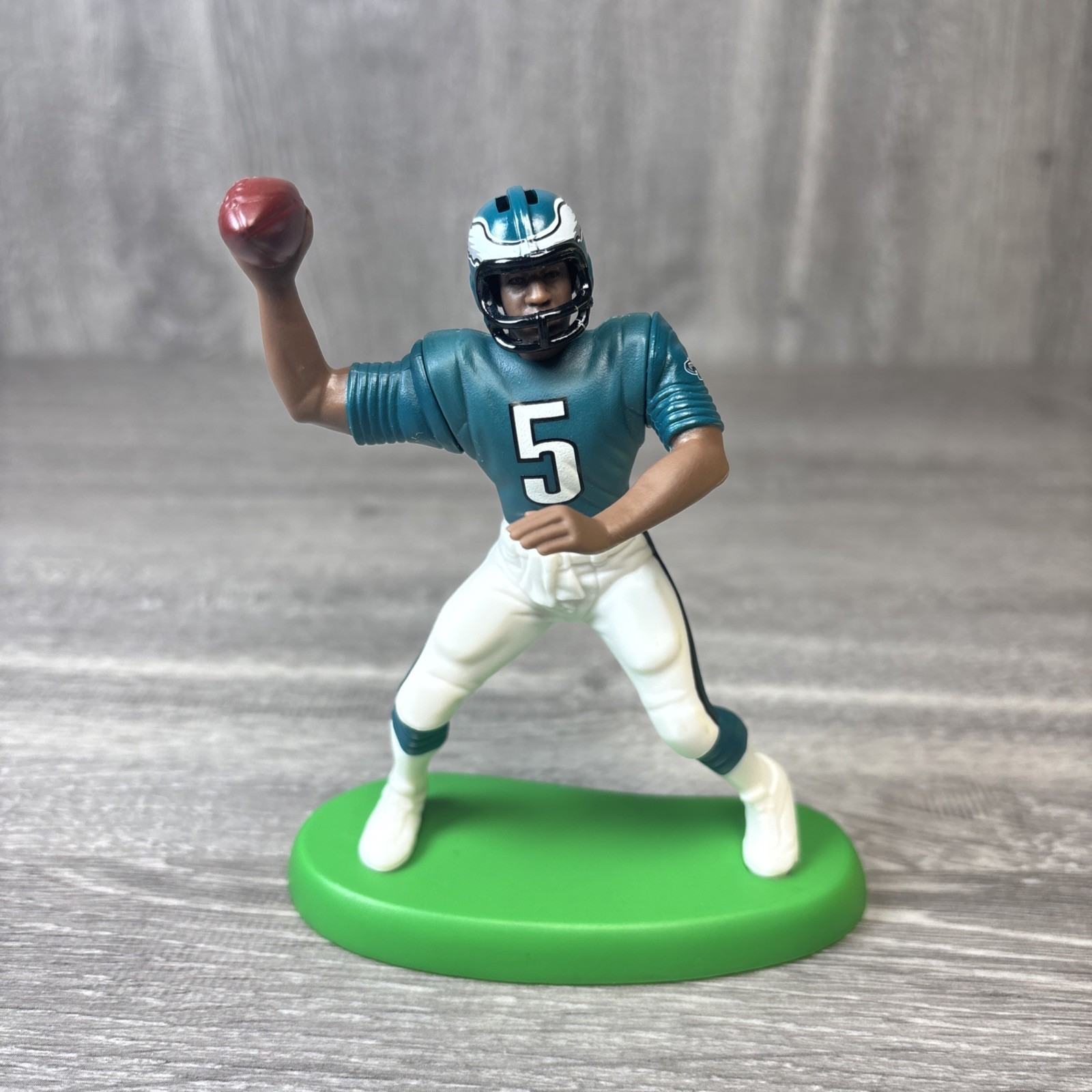 Donovan McNabb Philadelphia Eagles 1999 NFL Starting Lineup Figure