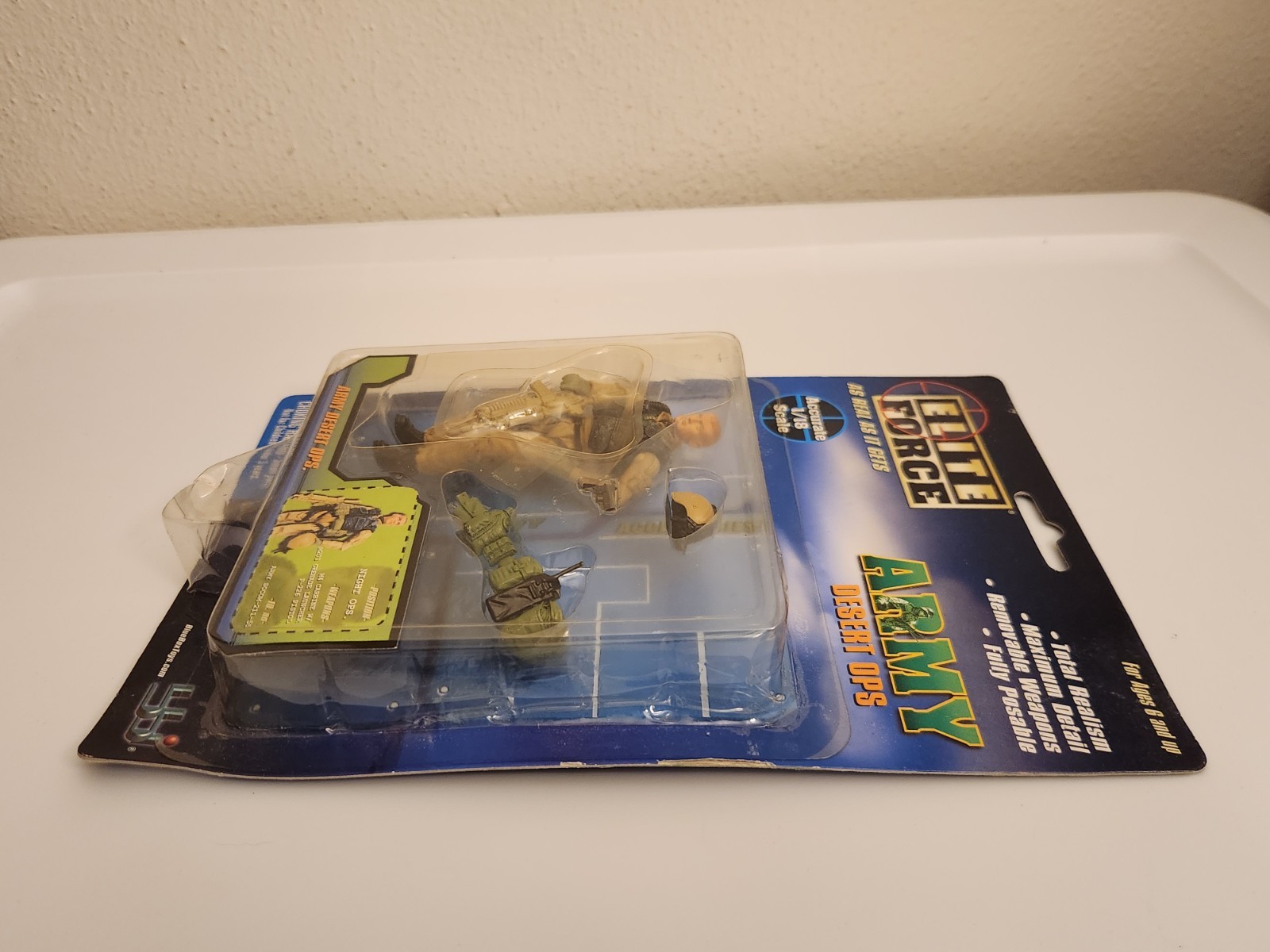 Elite Force Army Desert Ops NIGHT OPS 1/18 Scale Figure Blue Box Toys 2002