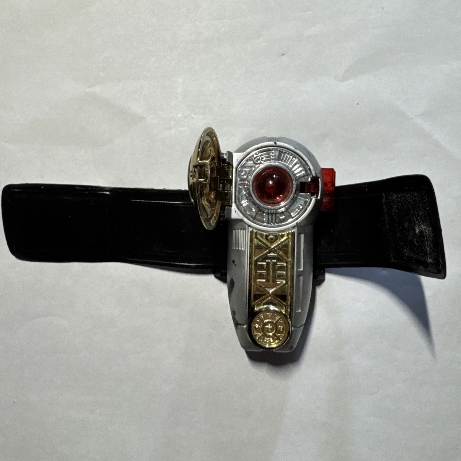 Power Rangers ZEO Gold Ranger Zeonizer Morpher WORKS Light Sound 1996