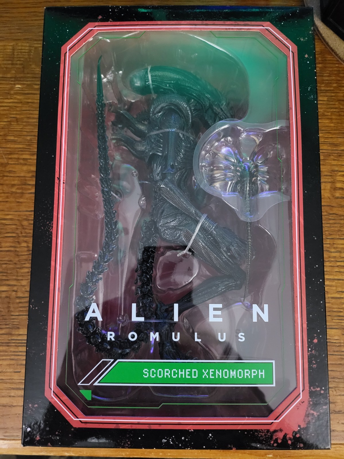 Alien Romulus Scorched Xenomorph Neca Figure New *See Pictures/Description*
