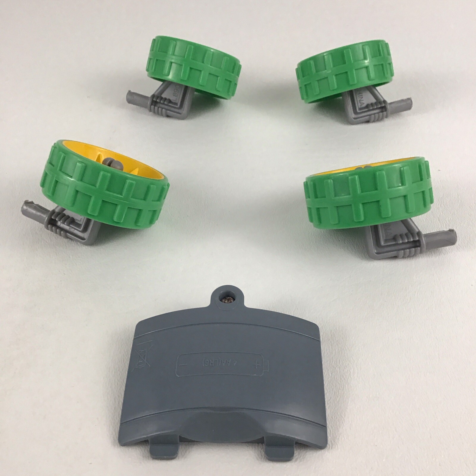 Disney Little Einsteins Pat Pat Transform N Go Rocket Tires Battery Cover