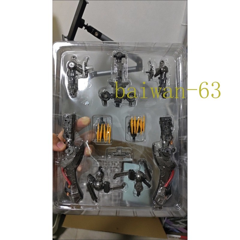 Wolf Remains Heavy Industries 1/60 Logar (Barbatos Lupus Rex) – Model Kit
