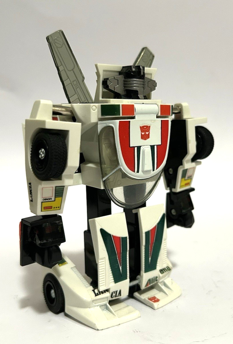 “Transformers” Wheeljack – Autobot Car, G1 (complete, not modern reissue)