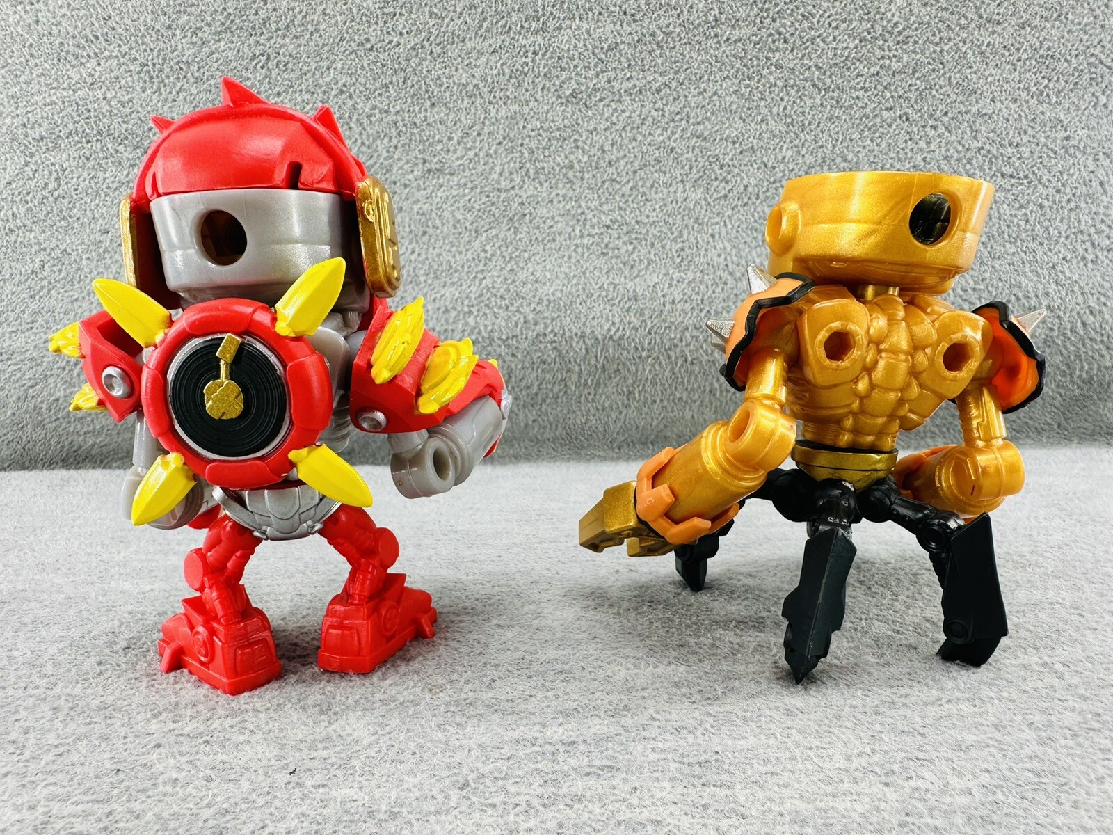 TREASURE X ROBOTS GOLD – Crab Robots, Robots Gold Blingjaro & 4 Base D1