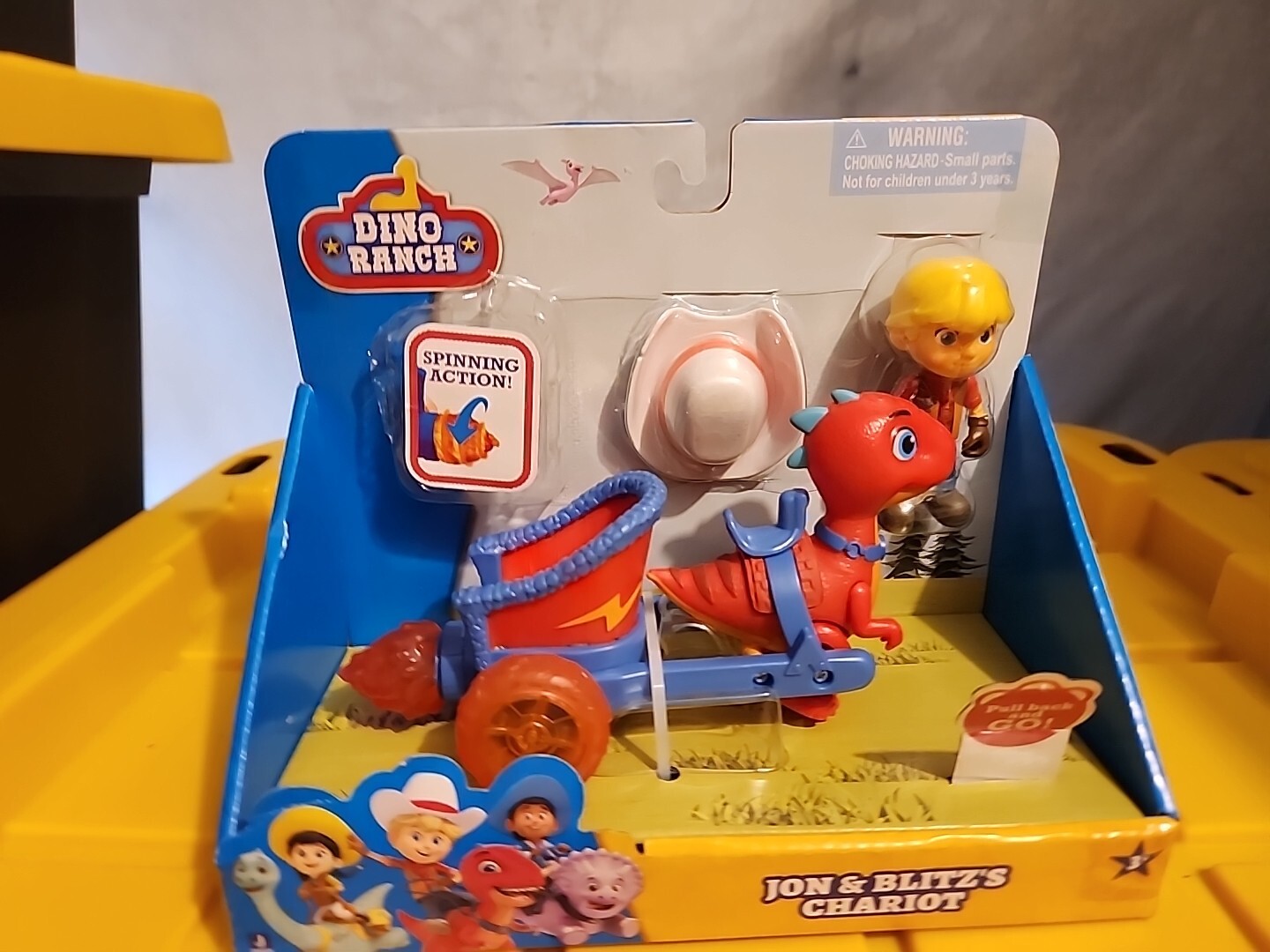 Dino Ranch Jon & Blitz&rsquo;s Chariot with Spinning Action New in Box