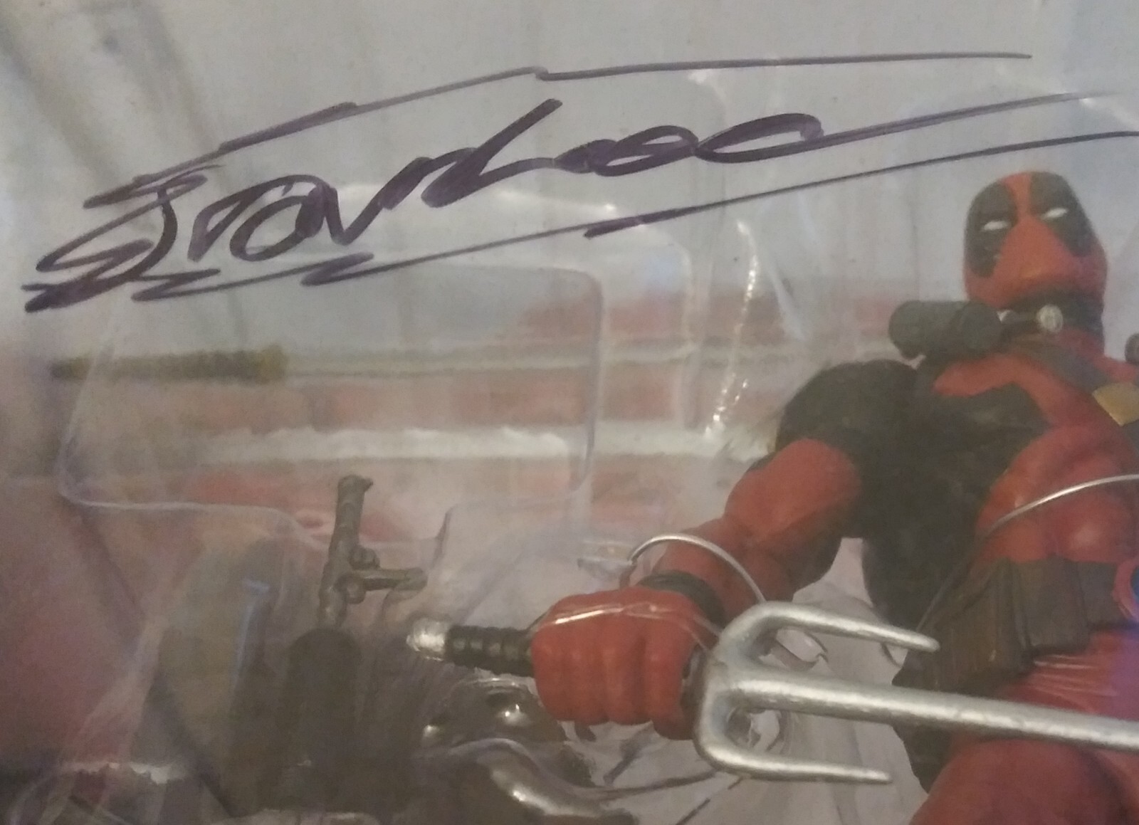 STAN LEE SIGNED Marvel DEADPOOL Action Figure 2015 Diamond Select Toys AUTOGRAPH