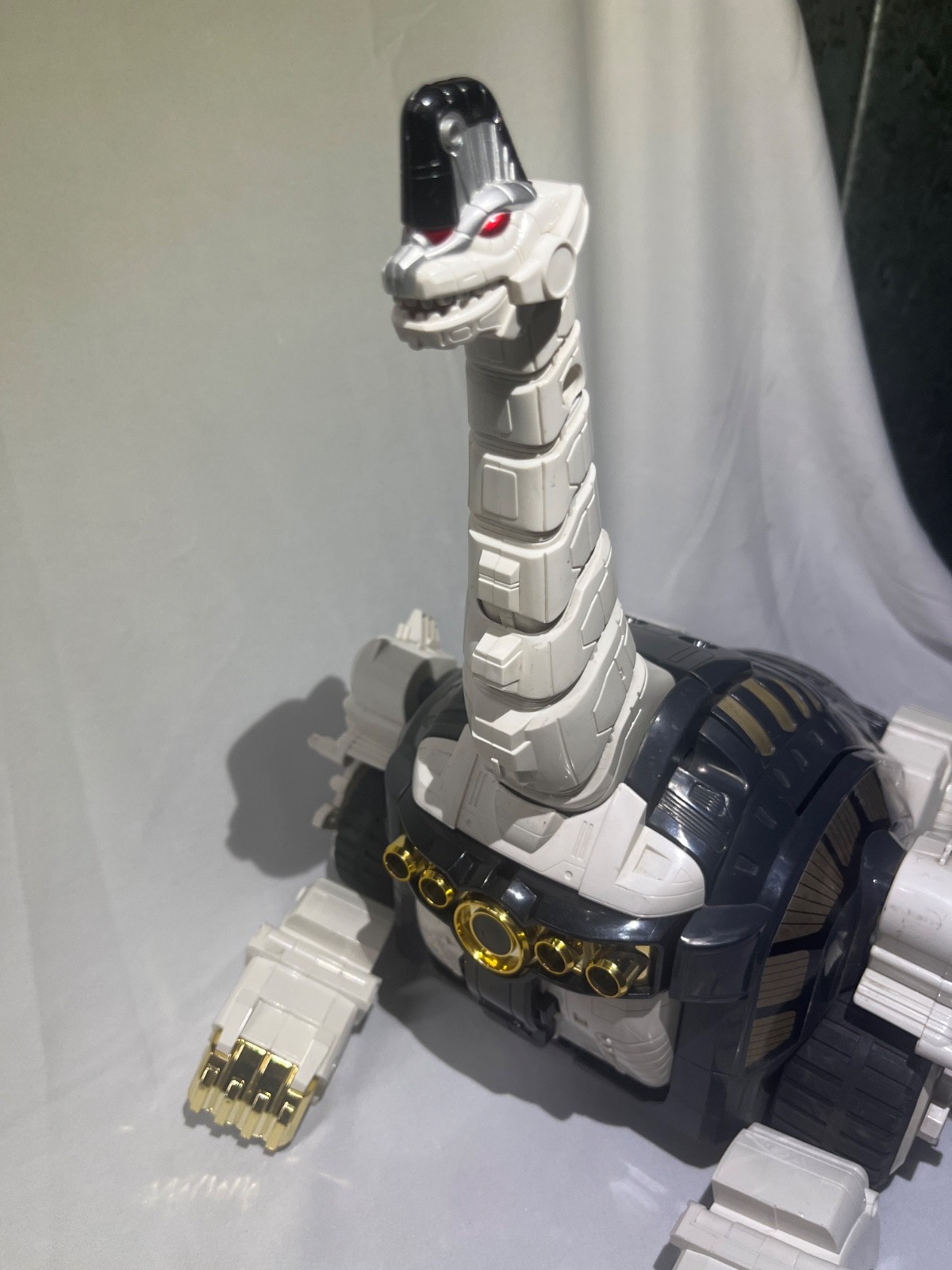 1991 Bandai Mighty Morphin Power Rangers Titanus The Carrier Zord