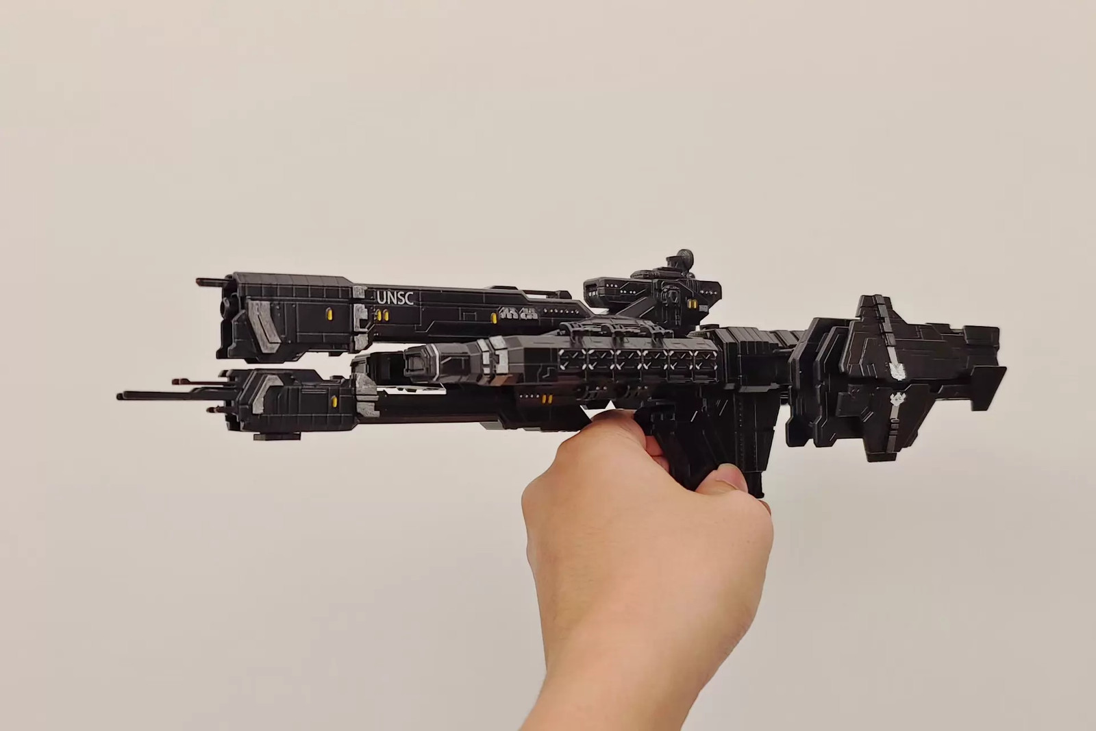 Halo Spacecraft Spaceship Model Battles Ship Resin Figure Painted collection Gif