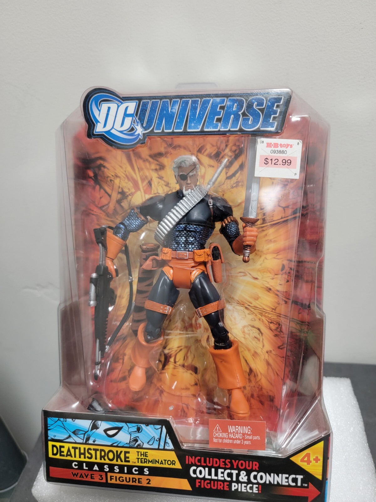DC UNIVERSE CLASSICS WAVE 3 DEATHSTROKE 6” ACTION FIGURE GRUNDY BAF WAVE NEW