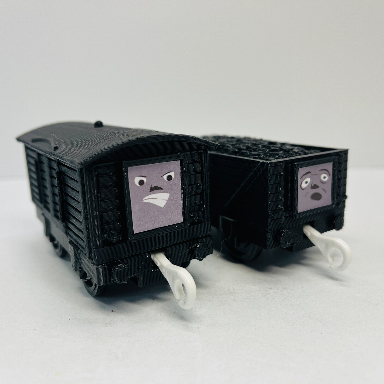 Thomas & Friends Trackmaster Custom Black Troublesome Truck Train READ!!