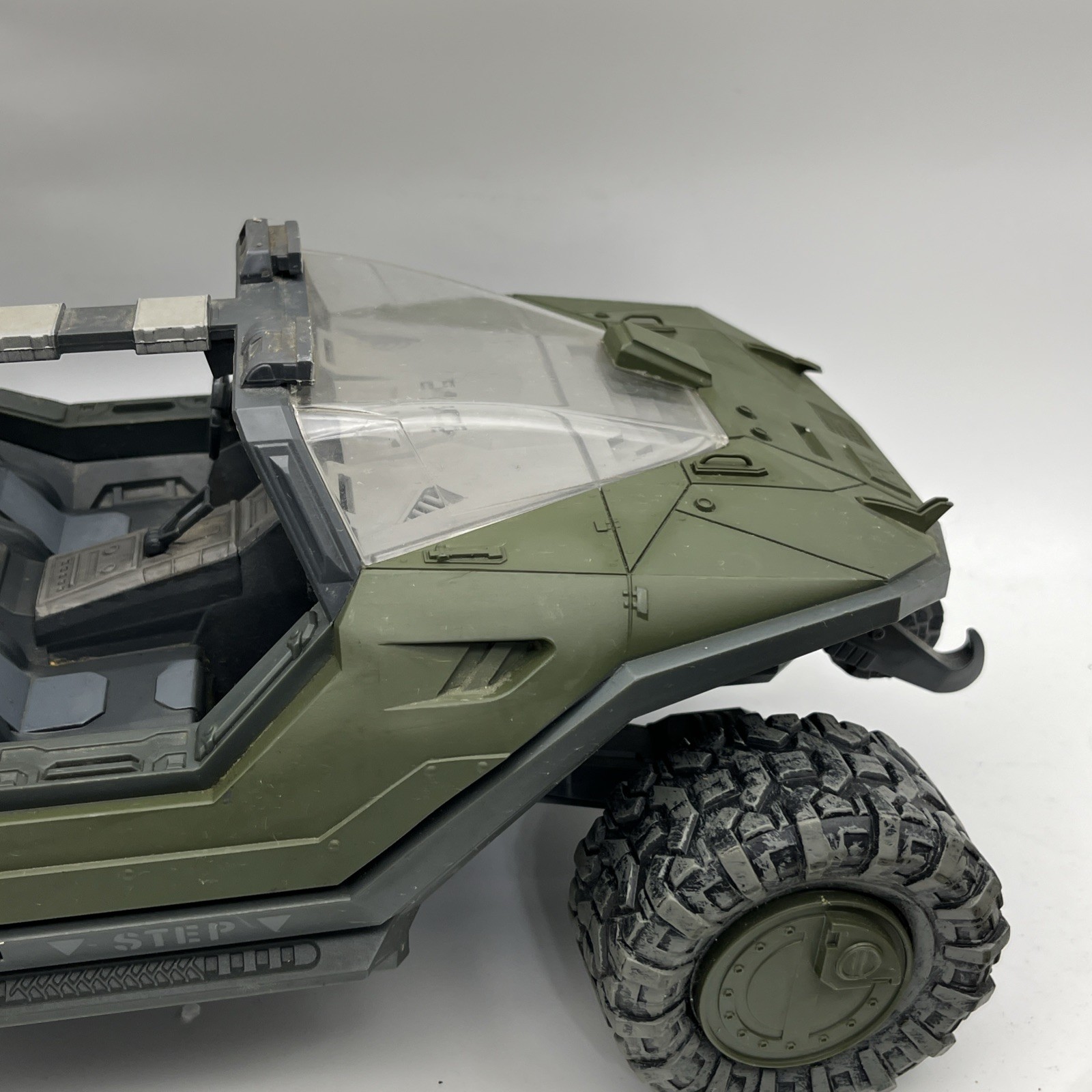 HALO REACH WARTHOG W/LIGHT ANTI AIRCRAFT GUN MCFARLANE TOYS RARE & HARD TO FIND