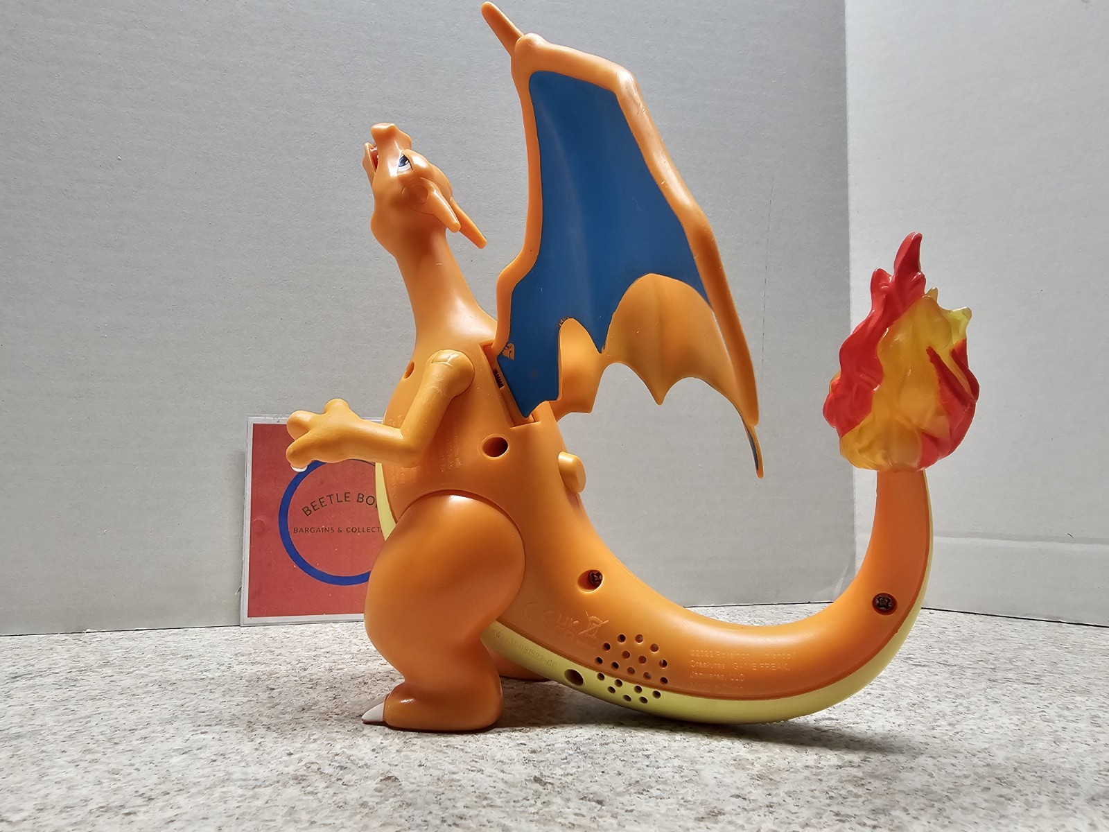 Pokémon Flame & Flight Deluxe Charizard 8&Prime; Interactive Figure READ
