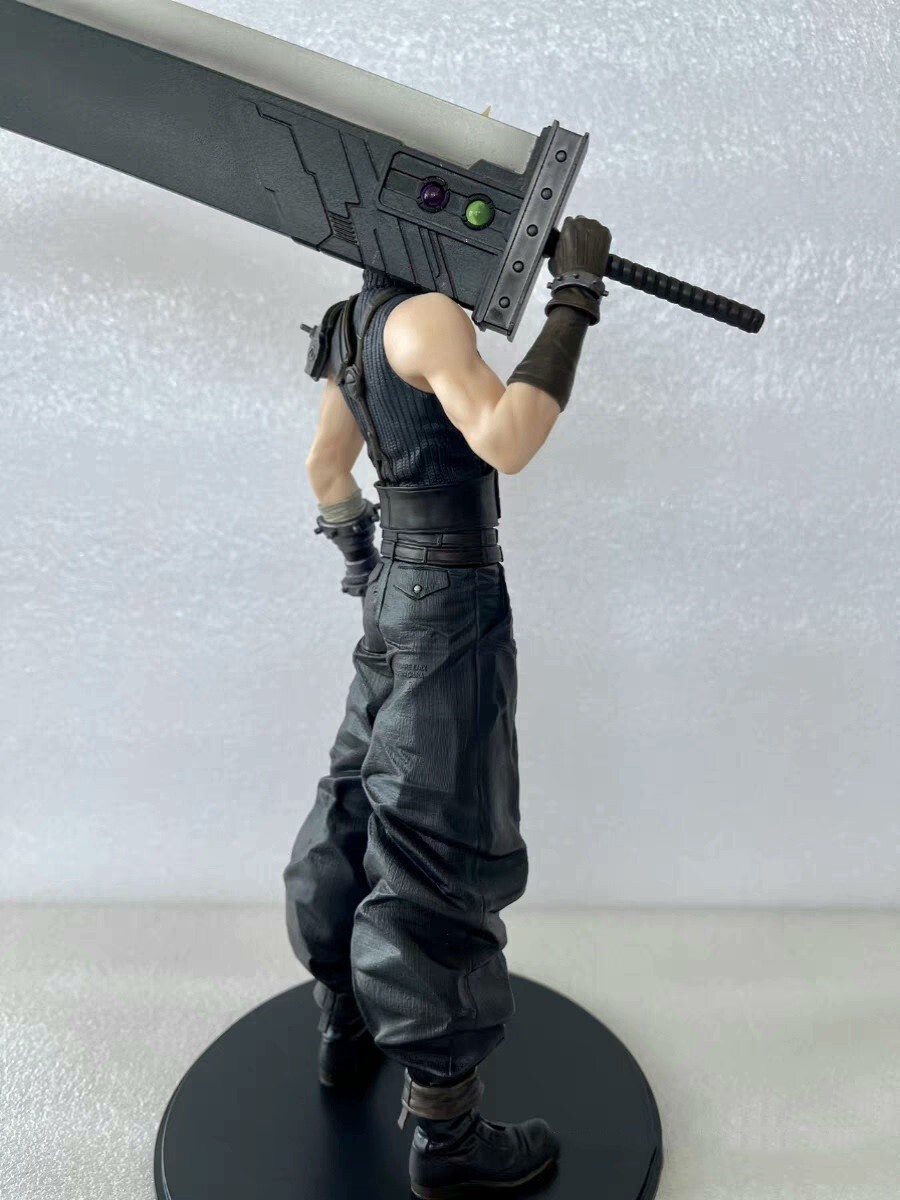 11&Prime; STATIC ARTS Final Fantasy VII Cloud Strife remake rebirth Figure (no box)